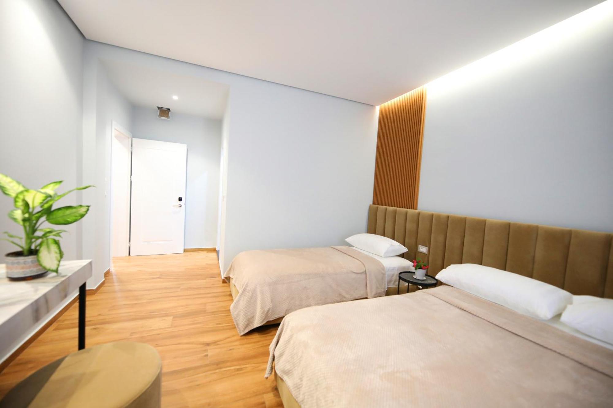לינה וארוחת בוקר Vlorë Ulcas Guest Huse חדר תמונה